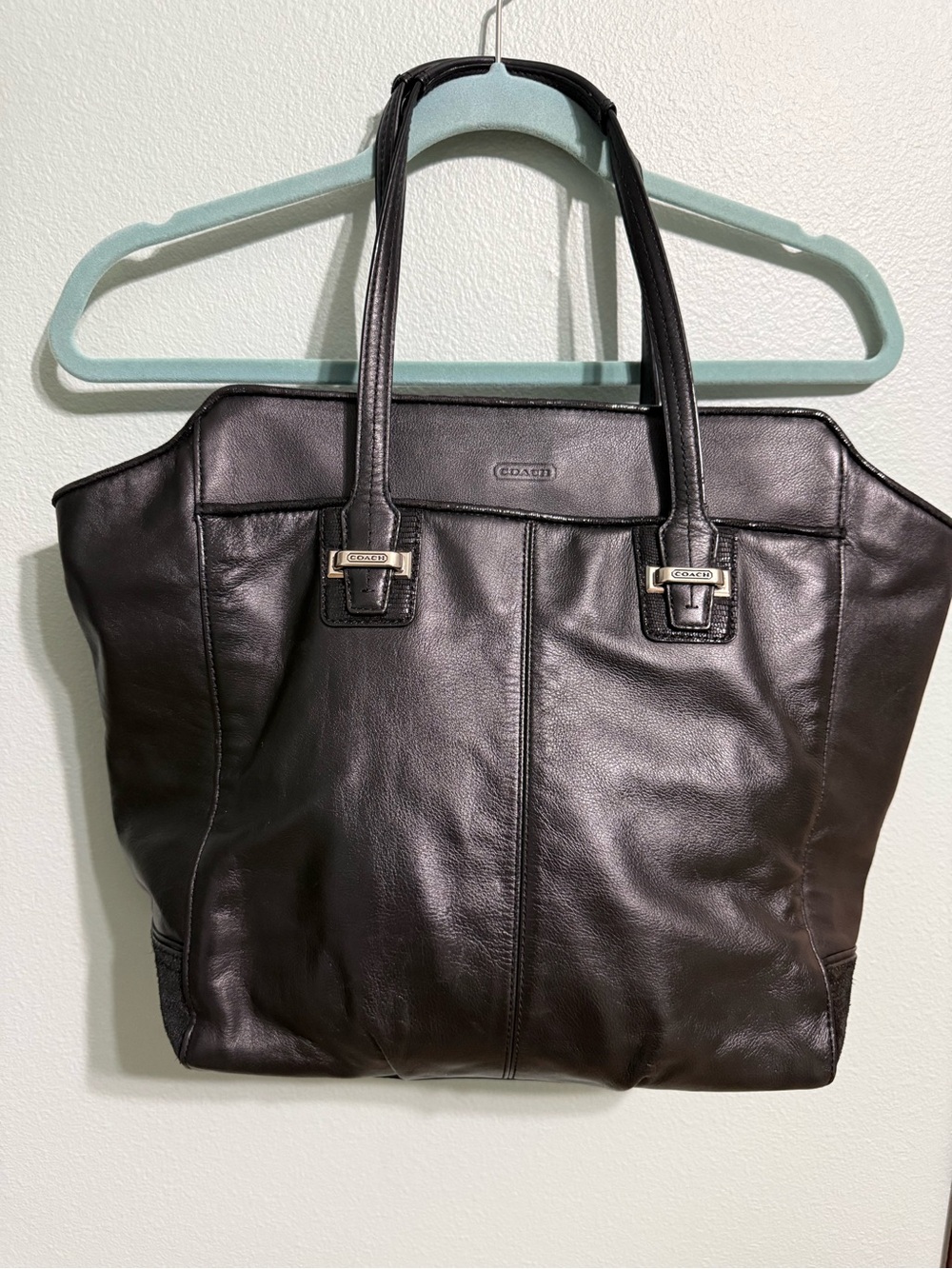 Authentic Coach Taylor Leather North/South Tote Bag Black F25941